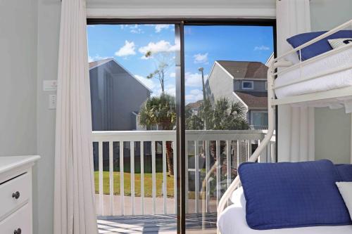 Barrier Dunes 164 - 144 Bay Breeze by Pristine Properties Vacation Rentalsにあるベッド
