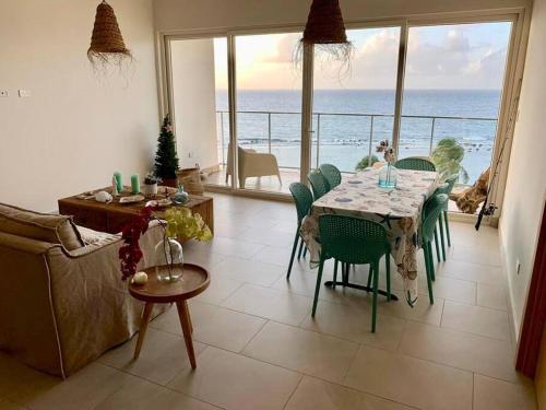 Nespecifikovaný výhled na moře nebo výhled na moře při pohledu z apartmánu