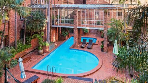 Πισίνα στο ή κοντά στο Gordon House Apartments