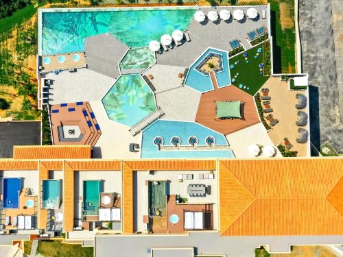 AQUASENSE Hotel & Resort — Pool view