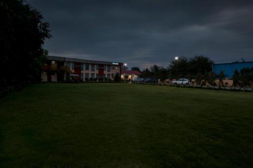 Gallery image of Palette - JPS Residency in Manesar