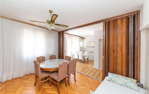 Cozy Apartment In Trogir With Wifi