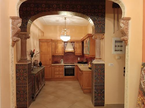 Eleni's Astrous Home