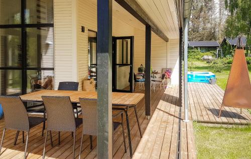 Πισίνα στο ή κοντά στο Stunning Home In Asnæs With Wifi