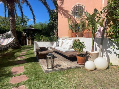 Apartamento en planta baja con terraza chillout by homeprive