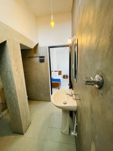 Un baño de Kumudu Holiday Home