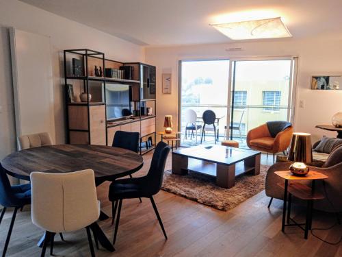 Blue Dock sur le Port Parking Wifi Linge en option