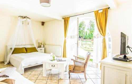 Katil atau katil-katil dalam bilik di Amazing Apartment In Murzasichle