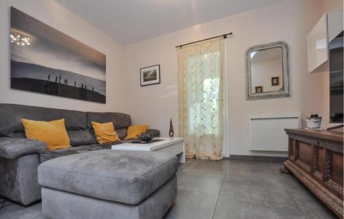 Χώρος καθιστικού στο Stunning Apartment In Saint-Jeannet
