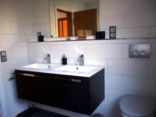 Ένα μπάνιο στο Apartment Nelli