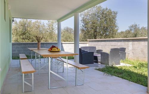 Four-Bedroom Holiday Home In Fazana