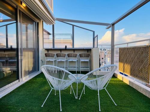 The Penthouse Private Jacuzzi & Lycabettus View