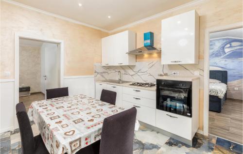 Four-Bedroom Holiday Home In Fazana