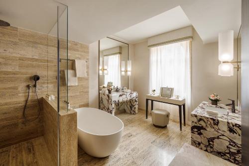 Salle de bains dans l'établissement Park Hyatt Milano