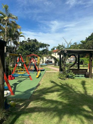 Kawasan permainan kanak-kanak di Hotel Sandrini