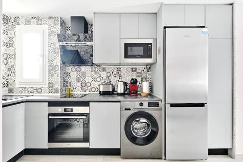New apartment in the center with a parking