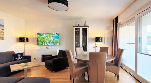 Телевизор и/или развлекательный центр в Warnemünde Meeresrauschen 21707