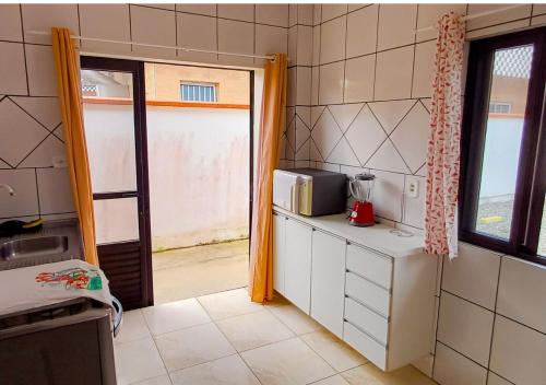Dapur atau dapur kecil di Pousada Nereidas