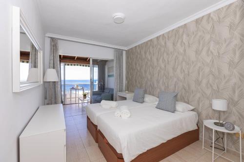 Estudio frente a la playa de Las Canteras S63