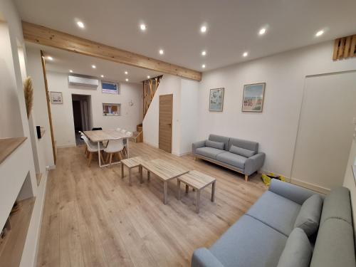 Χώρος καθιστικού στο Le Petit Chez Soi maison