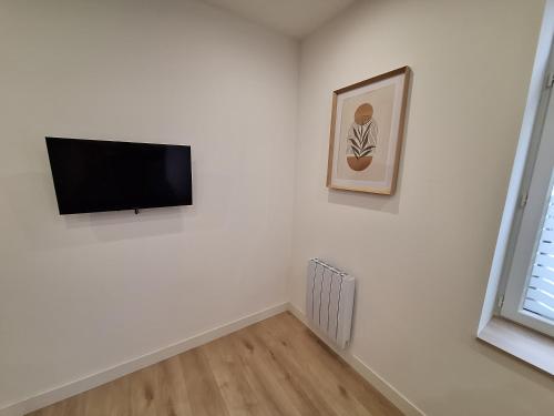 Μια τηλεόραση ή/και κέντρο ψυχαγωγίας στο Le Petit Chez Soi maison