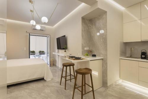 Elegant minimal studio in Kerameikos