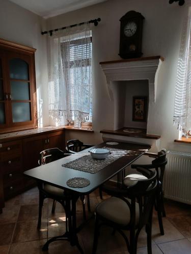 Foto ΚΥΑΝΟΝ παραδοσιακή μονοκατοικία στην Φλώρινα 4