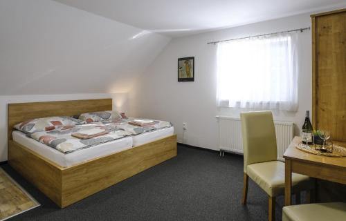 Ένα ή περισσότερα κρεβάτια σε δωμάτιο στο Villa Michaela