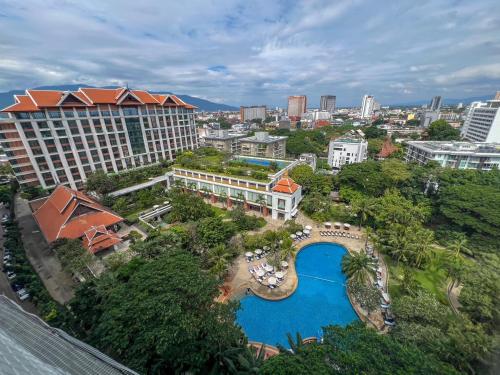 Piscina di The Astra Luxury Condo in Town o nelle vicinanze