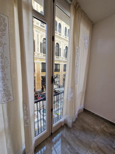 Suite Galleria Umberto I photo 79
