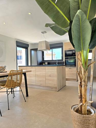 L'ecrin d'Andréa - à 20min de la mer et 5min du centre, parking privé - By AURAconciergerie