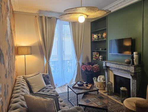 Chic Apartment By Capucine - Grands Magasins