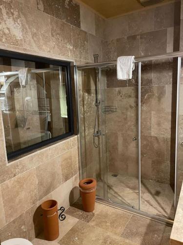 Megaron Cave Hotel Cappadociaにあるバスルーム