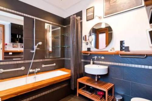 Tigerwood apartment. Newly renovated