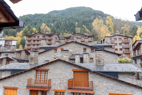 a group of buildings with balconies on their roofs at Cerca del Puente Tibetano I Tríplex con Vistas in Canillo