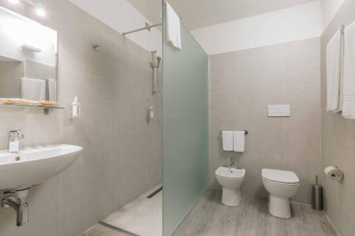 Koupelna v ubytování Hotel Astoria