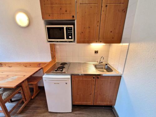 Photo de la galerie de l'établissement Résidence Chaviere - Studio 4 personnes 19m² centre station MAE-8954, à Modane