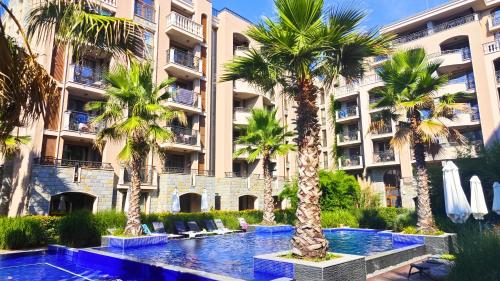 Bazén v ubytování Attractive Family Apartment in Sunny Beach Cascadas Family Resort nebo v jeho okolí