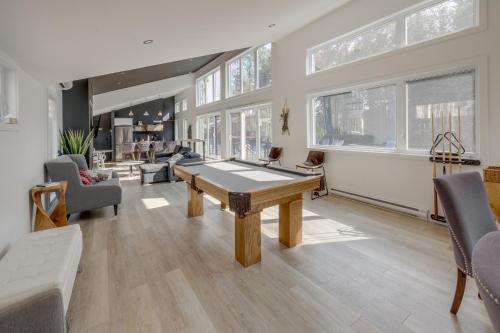 Гостиная зона в La Villa des Lucioles & SPA