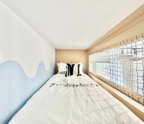 Cama o camas de una habitación en Gaia Residence, Gamuda Gardens Rawang by Sleepy Bear