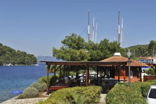 Φωτογραφία από το άλμπουμ του Hotel Odisej σε Goveđari