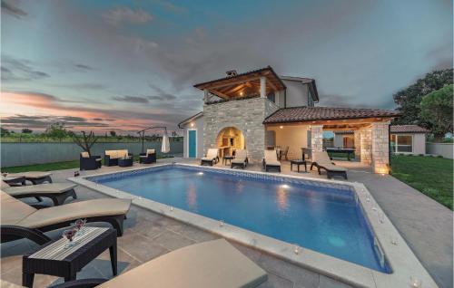 Awesome Home In Radeki Polje With Sauna