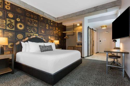 Cambria Hotel Nashville Downtown Image