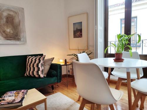Lumisoso y Acogedor apartamento barrio Excepcional!!