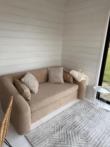 Χώρος καθιστικού στο Domek na Odludziu - Tiny House