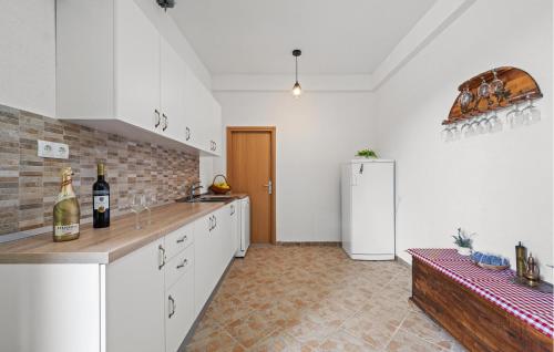 Dapur atau dapur kecil di Villa Ana