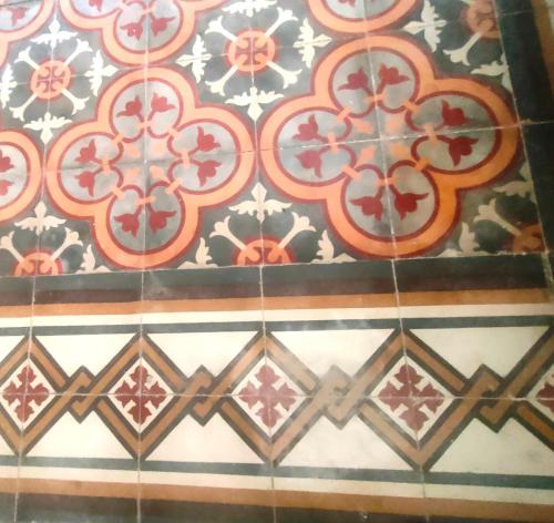 an example of a tile floor in a bathroom at Vannelli Rooms in Castelbottaccio