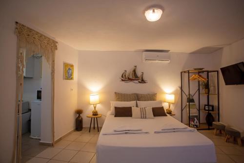 Gallery image of Sing and Blossom Accommodation in Mýkonos City