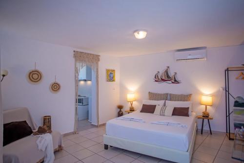 Gallery image of Sing and Blossom Accommodation in Mýkonos City