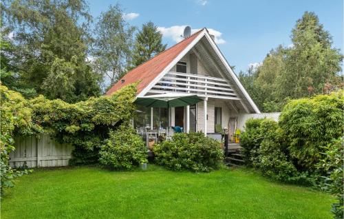 Κήπος έξω από το Holiday Home Nykøbing Sj With Fireplace 12